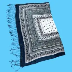 ニコルホワイト♡ショール　レーヨン100% 新品未使用