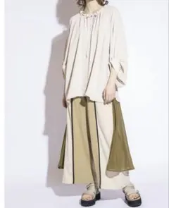 OSMOSISギャザーライトブルゾンベージュ長袖ブラウスフロントドローストリング