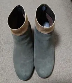 【ジャンク品】fitfit カラーコーディネートショートブーツ　　GRAY