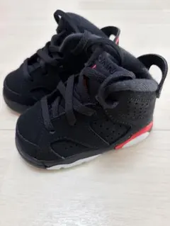 Nike Air Jordan 6 ベビーシューズ ブラック/レッド