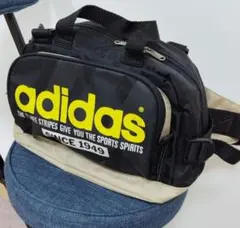 アディダス　ウエストポーチ　 ボディバッグ　adidas