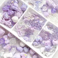 【特価】紫色アクリルビーズ25個　パープル　ハンドメイド　ランダム　プレゼント
