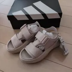 adidas スポーツサンダル ピンク