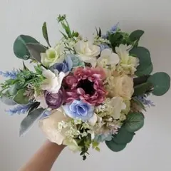 アネモネとブルーローズのブーケ ブートニア