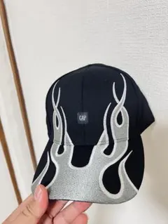 YEEZY × GAP × BALENCIAGA キャップ フレームデザイン - メルカリ