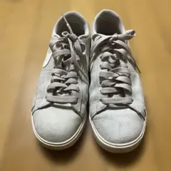 Nike グレー スニーカー
