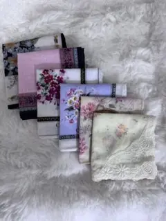 Christian Dior 花柄ハンカチ6枚セット 新品と中古