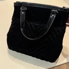 ジョルジオアルマーニ黒 レザー トートハンドバッグ ギャザー加工ユニ