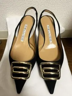 PELLICO サイズ35 エナメル ブラック フラットシューズ - メルカリ
