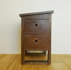 【アンティークタミゼ】オランダ　戦前アンティーク　小さめ　棚　キャビネット 2025年最新】アンティークタミゼの人気アイテム - メルカリ