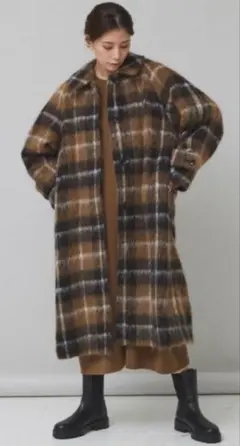 Item thumbnail for item 4ce73856-6e97-4380-923d-cbe4f9a1235d