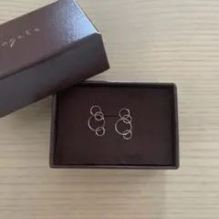 【agete】ピアスチャーム ゴールド 4連リング　フープ