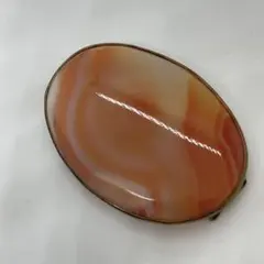 05290 瑪瑙　赤　オーバル　金色　帯留め
