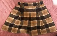 チェック柄ボタン付きキュロットスカート