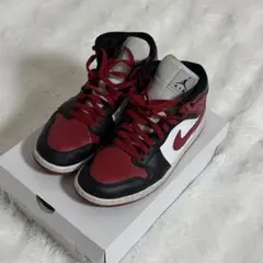 Nike Air Jordan 1 MID