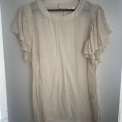 アイボリー フリル袖ブラウス