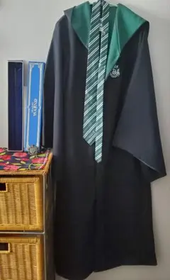 ハリー・ポッター スリザリン ローブ USJ 杖 ネクタイ セット まとめ売り