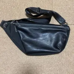 MOUSTACHE ボディバッグのサムネイル