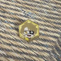 カラフルピーチ たっつん ピンバッジ