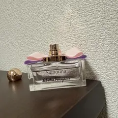 サルヴァトーレフェラガモ シニョリーナ オーデパルファム 30mL