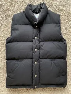 クレセントダウンワークス ダウンベスト