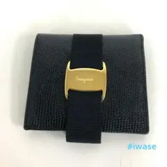 Salvatore Ferragamo サルヴァトーレフェラガモ ヴァラのサムネイル