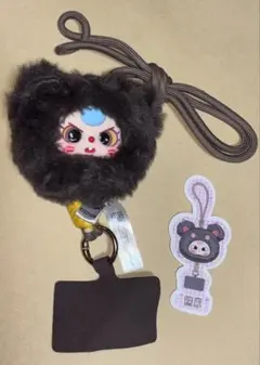 Baby Three スマホストラップ