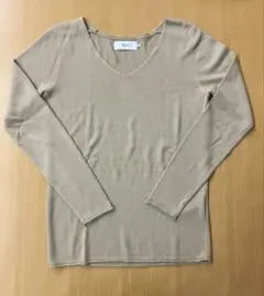 AZUL by MOUSSY ベージュ Vネックニット M