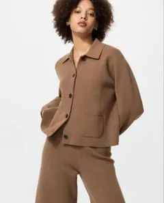 ブラウン ボタン付きジャケット