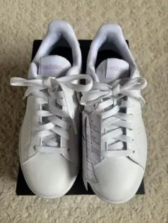 adidas アディダス ⭐︎アドバンコートスニーカー 23cm 新品