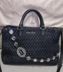 miumiu マテラッセ ナッパクリスタル ブラック 2WAY ハンドバッグ miu miu（ミュウミュウ） 新品同様 2way ハンドバッグ ショルダー