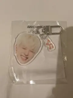 treasure顔アクキー ジョンファン　楽