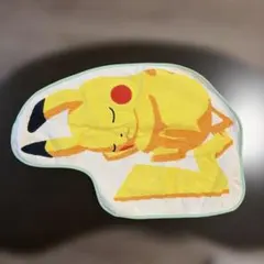 ファミマ ポケモンスリープ ブランケット　ピカチュウ等身大