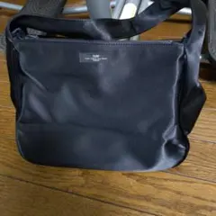 Item thumbnail for item a5b8db15-ee3b-4d94-9196-51f90b18a108