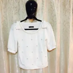 CECIL McBee リボン付き花柄ビーズTOPS