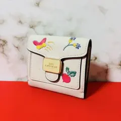 0055 COACH カラフル 花 果物 野菜 バックル レディース 折り財布