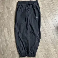 nikeドライフィット Mブラック　ウーブン　トレーニングパンツ　ウィメンズ