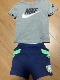 NIKE Tシャツ ショートパンツのサムネイル