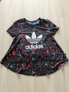 adidas originals　Tシャツ　ボタニカル　花柄のサムネイル