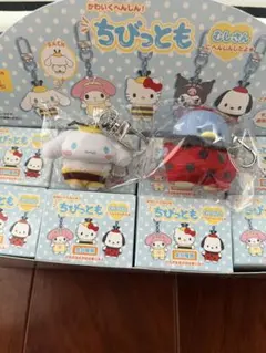 ちびっとも むしさん　シナモロール　タキシードサム