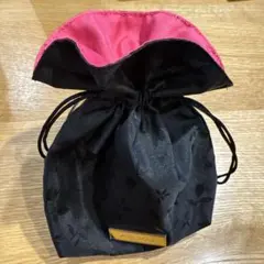 NINA RICCI 巾着ポーチ ブラック ピンク