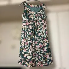 【最終値下げ！！】STRAWBERRY-FIELDS 花柄ノースリーブワンピース