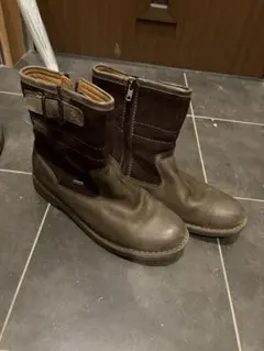 Clarks ジップブーツ GORETEX