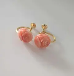 バラ型ピンクイヤリング