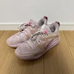 Item thumbnail for item 28401425-2dbb-4c89-9219-3527d46b88bd