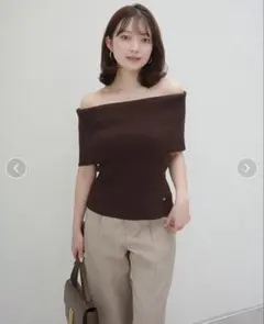 アニュアンス　ソフトフィットオフショルニットトップス　最終値下げのサムネイル
