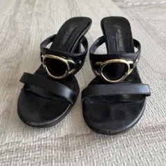 セルジオロッシ　サンダル　22センチ 34 黒　ゴールド　金具