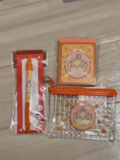ちいかわ　うさぎ　ミニメッシュポーチ　ミニメモ帳　ボールペン