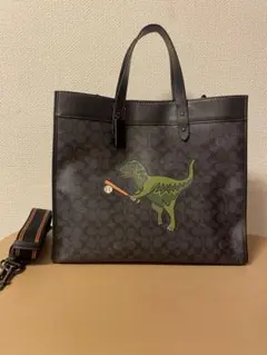 美品】COACHフィールド トート 40 C4723 レキシー - メルカリ