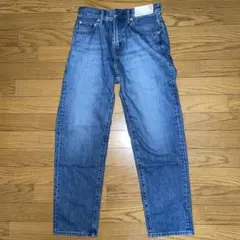 UNIQLO レギュラーフィットテーパードジーンズ 27